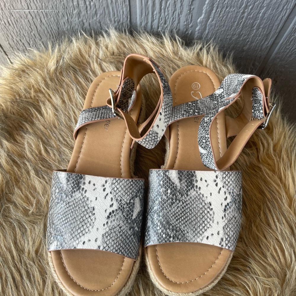 Stylish Snake Print  Sandals